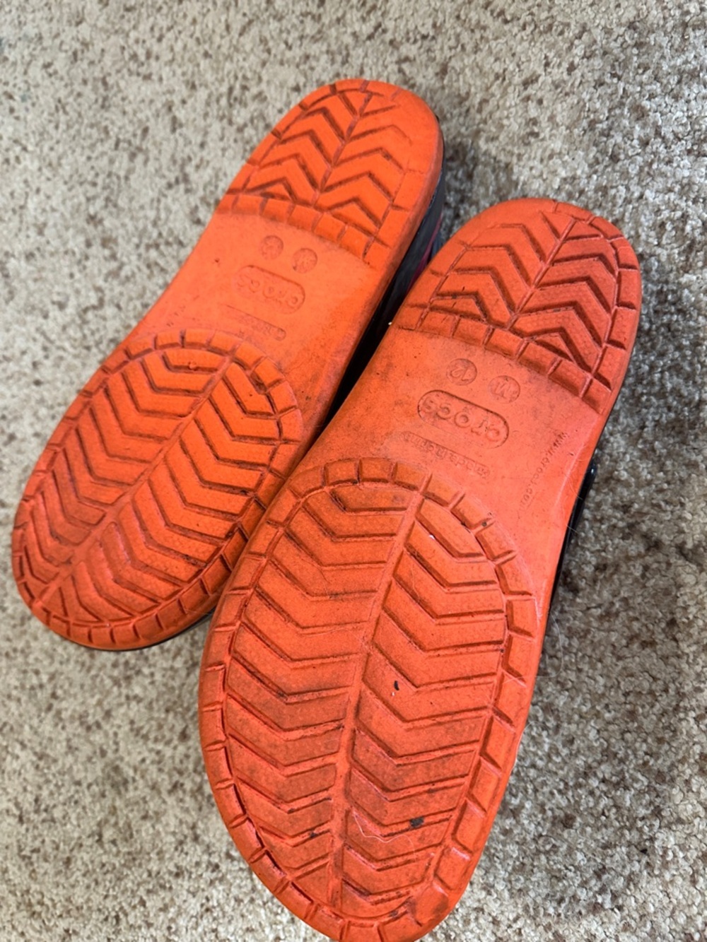 CROCS Men’s Slip-On Clogs - Picture 4 of 5